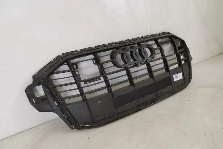 Grila Centrala Radiator Originala In Stare Buna 2023 2024 S Line Audi - Foto 2