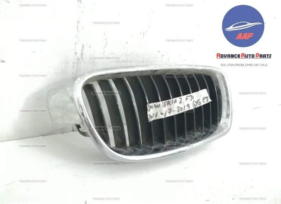 Grila centrala dreapta originala BMW  Seria 3  F30/F31/F34 [2011 - 201 - Foto 3