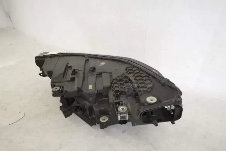 Far Dreapta Original Full Led Avariat Audi  e-tron  1 [2018 - 2020] - Foto 6