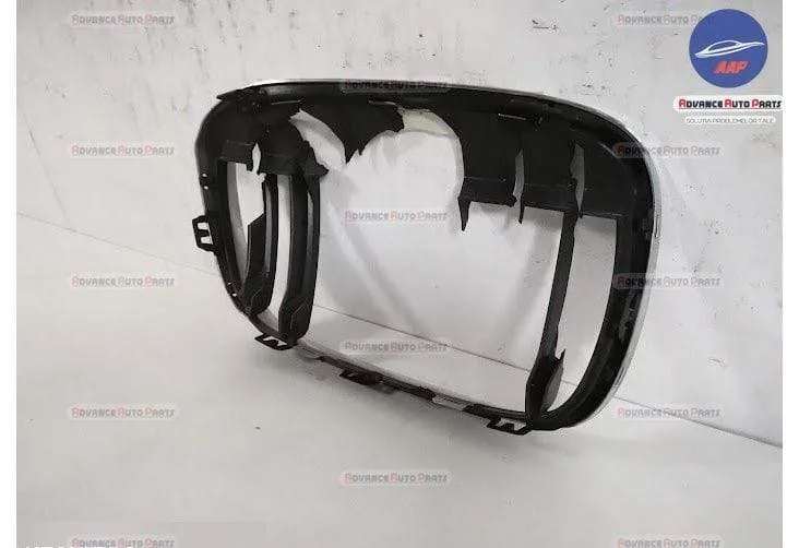 Grila Centrala Nara Stanga originala BMW  X1  F48 [2015 - 2020] - Foto 6