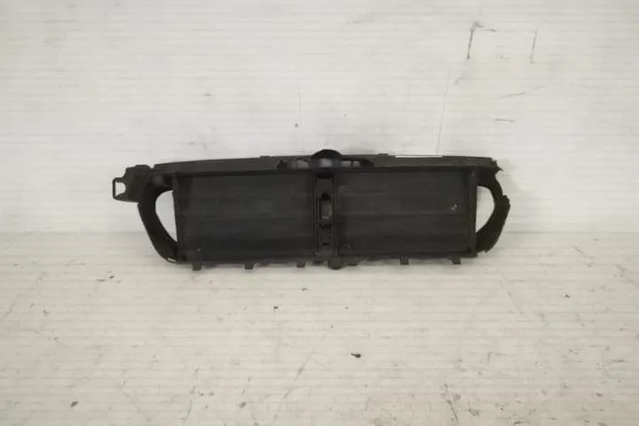 Hota Electrica Deflector Aer Original In Stare Buna BMW  Seria 5  F10 - Foto 4