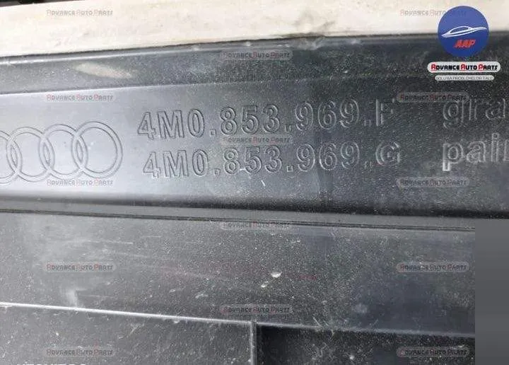 Bandou Ornament Usa stanga spate originala in stare buna Audi  Q7  4M - Foto 5
