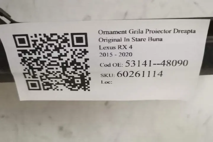 Ornament Grila Proiector Dreapta Original In Stare Buna Lexus  RX  4 [ - Foto 7