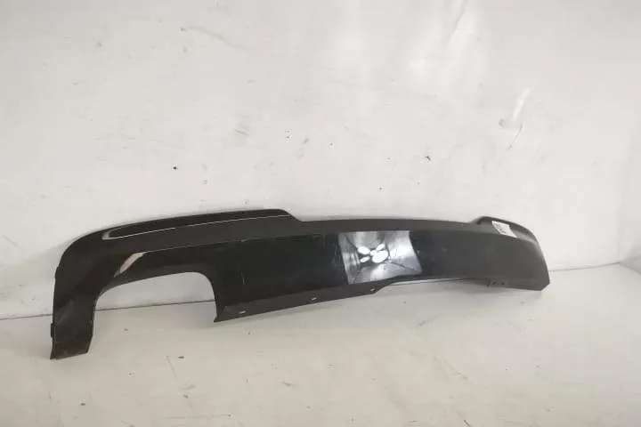 Ornament Fusta Spoiler Bara Spate Original In Stare Buna M Sport BMW - Foto 2