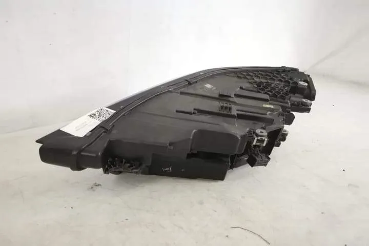 Far Dreapta Original Full Led Avariat Audi  e-tron  1 [2018 - 2020] - Foto 5