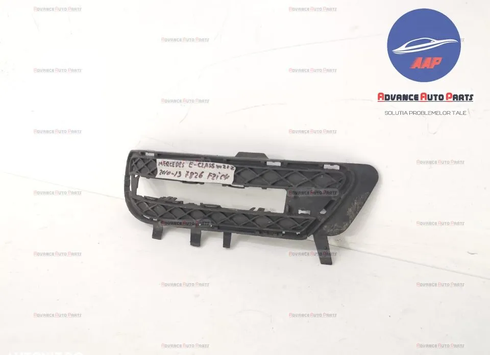 Grila proiector stanga cod A2128851523 originala Mercedes-Benz  E-Clas - Foto 3