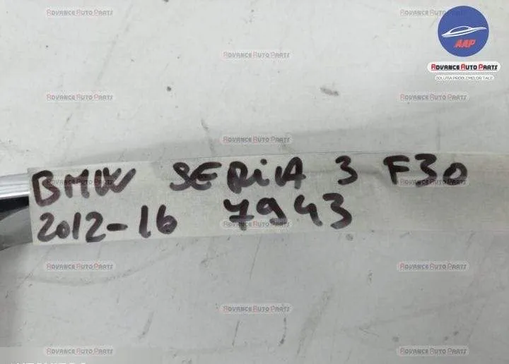 Crom grila dreapta cod 7295436 - original BMW  Seria 3  F30/F31/F34 [2