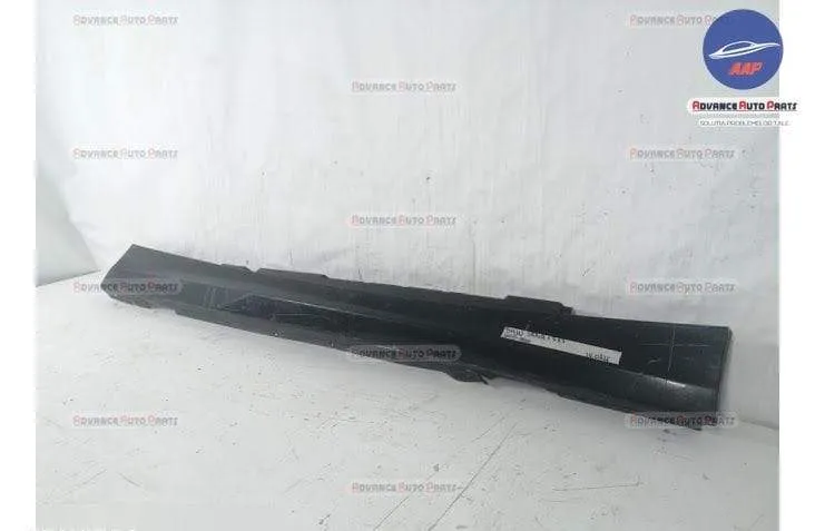 Prag Dreapta original BMW  Seria 1  E87 [2004 - 2007] - Foto 1