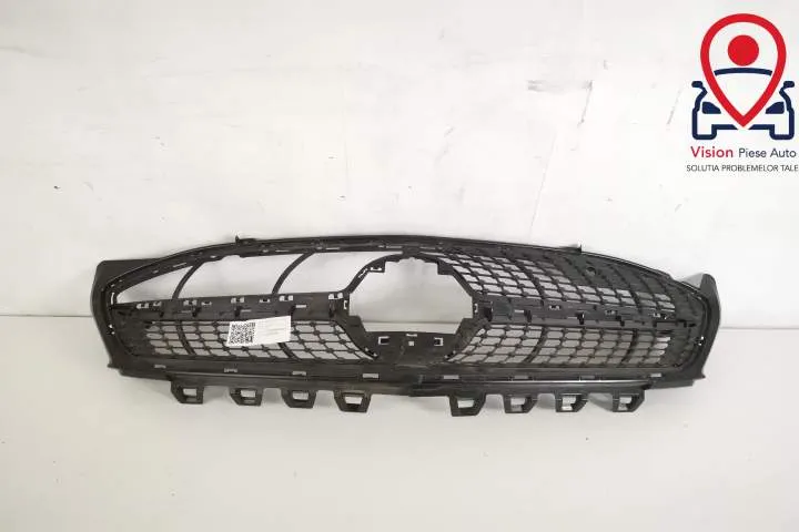 Grila Centrala Originala In Stare Buna Mercedes-Benz  CLA-Class  C118