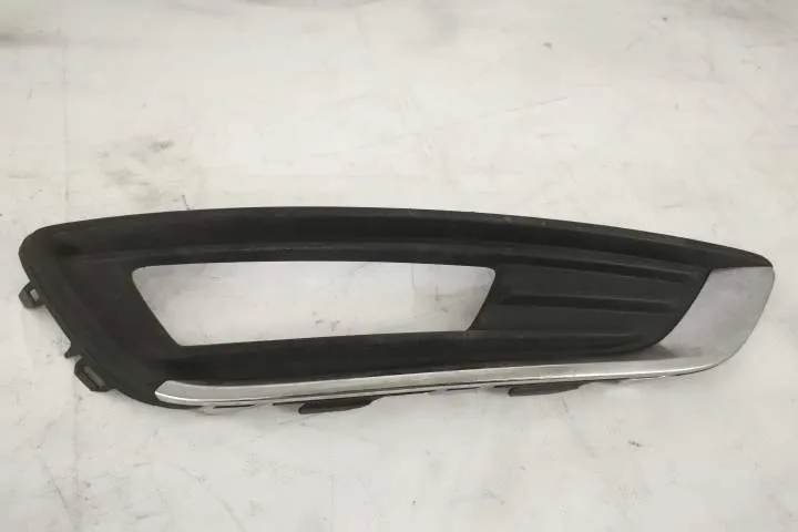 Grila Proiector Dreapta Originala In Stare Buna Ford  Focus  3 [faceli