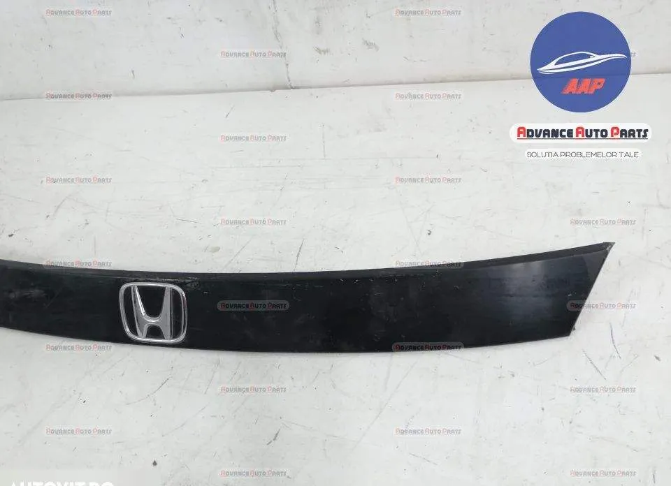 Ornament cu sigla haion original in stare buna Honda  Civic  10 [2015 - Foto 3