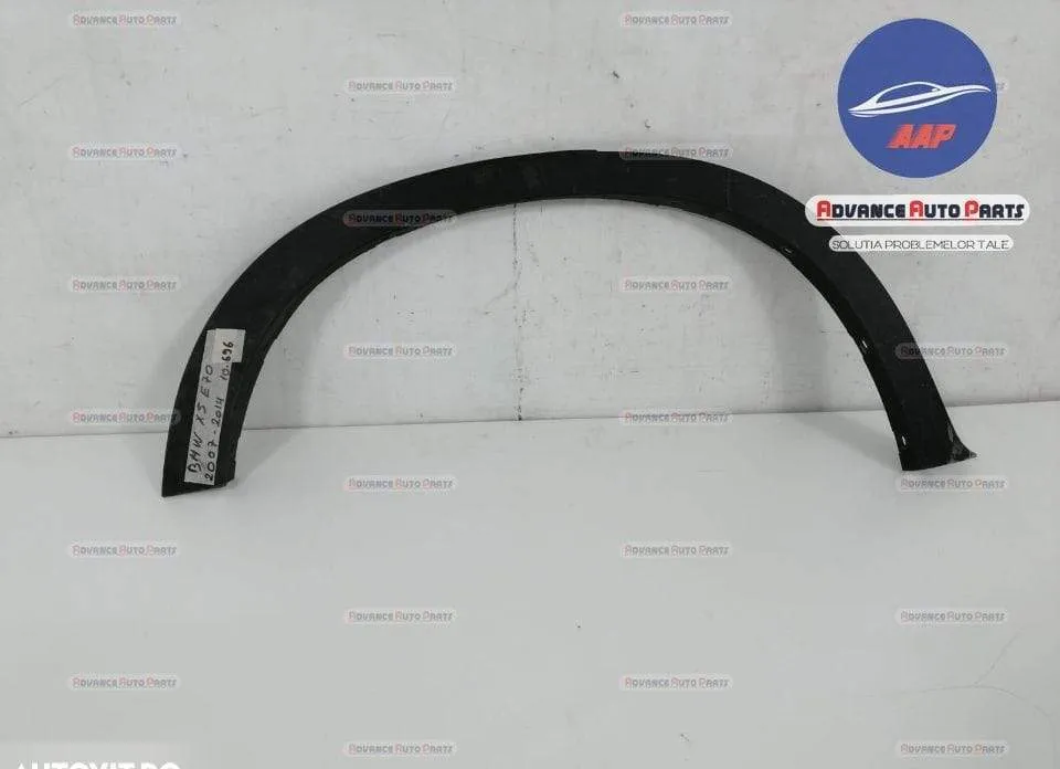 Bandou overfender dreapta spate original stare buna BMW  X5  E70 [2006